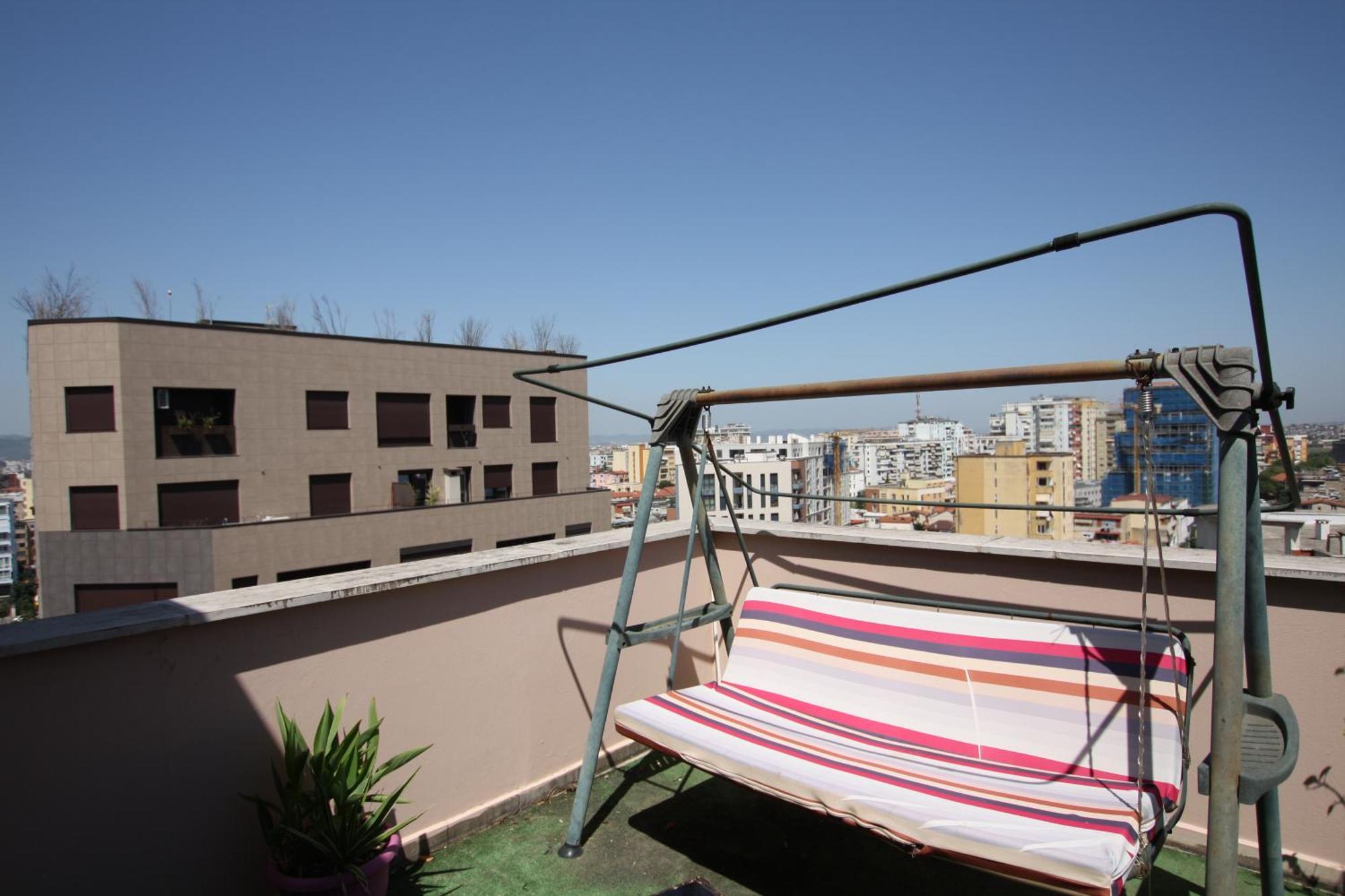 Aloha * Tirana